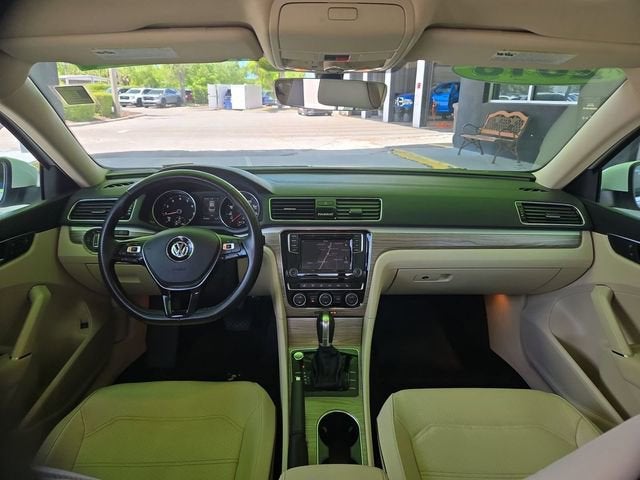 2018 Volkswagen Passat 2.0T SE