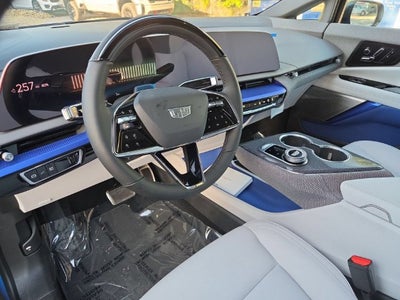 2027 Cadillac OPTIQ Luxury