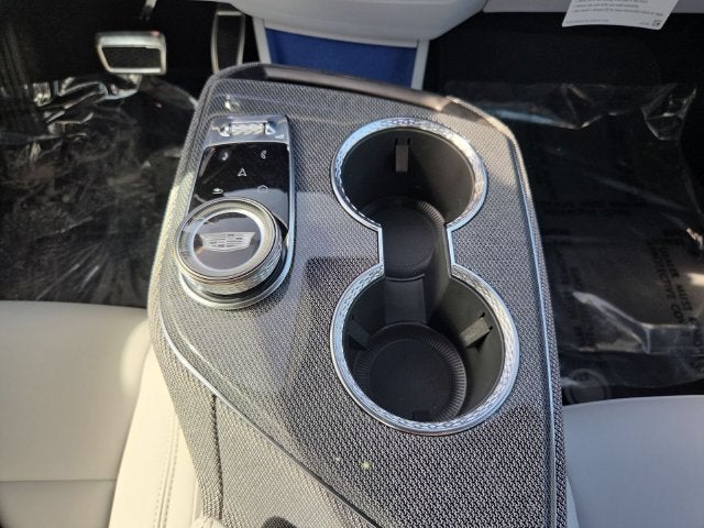 2027 Cadillac OPTIQ Luxury