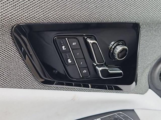 2027 Cadillac OPTIQ Luxury