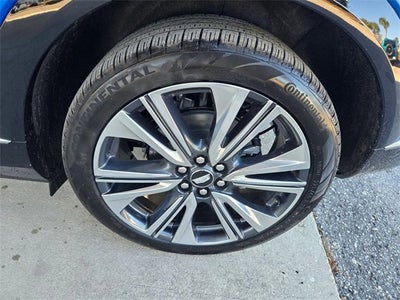 2026 Cadillac OPTIQ Premium Luxury