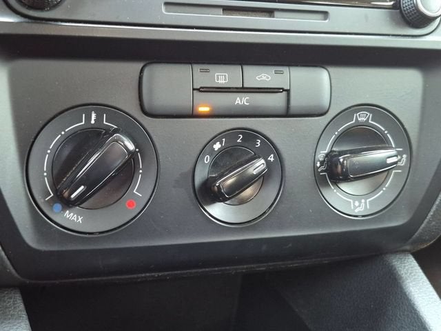 2015 Volkswagen Jetta 2.0L S