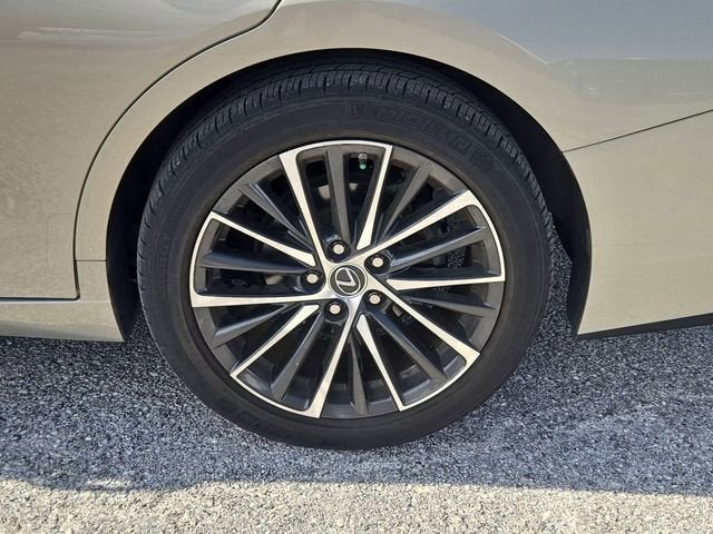 2022 Lexus ES ES 350