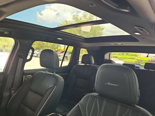 2025 Buick Enclave Avenir