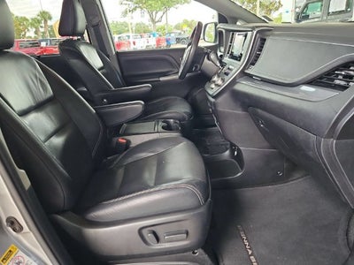 2017 Toyota Sienna SE