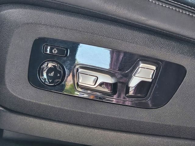 2022 BMW X5 M50i