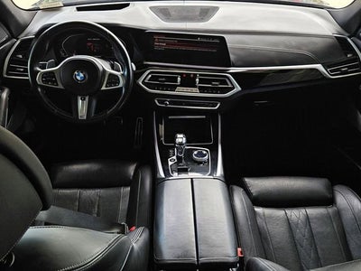 2022 BMW X5 M50i