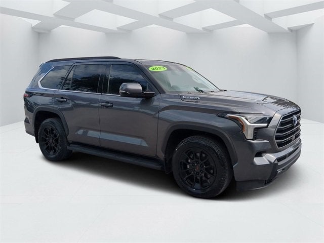 2023 Toyota Sequoia SR5