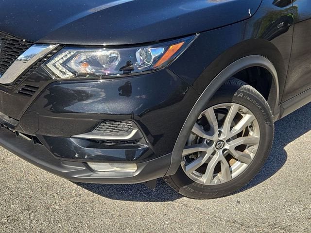 2021 Nissan Rogue Sport SV