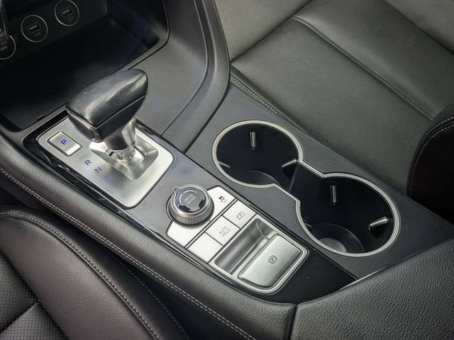 2022 Genesis G70 2.0T