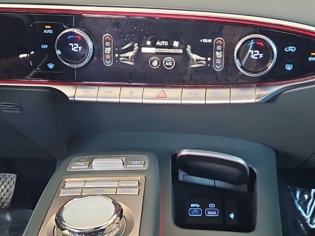 2023 Genesis GV70 2.5T