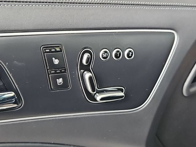 2017 Kia K900 Premium
