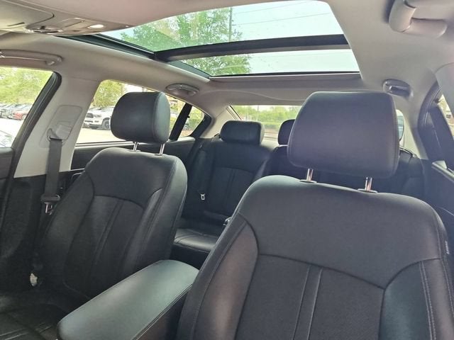 2017 Kia K900 Premium
