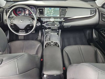 2017 Kia K900 Premium