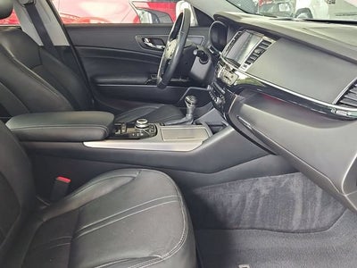 2017 Kia K900 Premium
