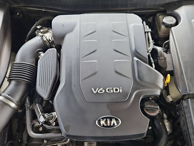 2017 Kia K900 Premium