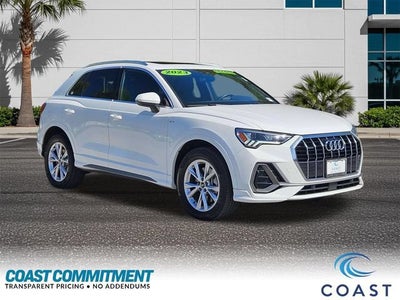 2023 Audi Q3 S line Premium