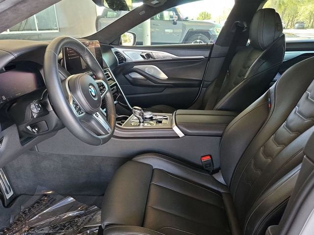 2025 BMW 8 Series 840i