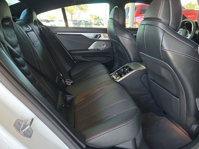 2025 BMW 8 Series 840i