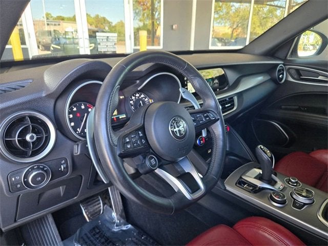 2022 Alfa Romeo Stelvio Veloce