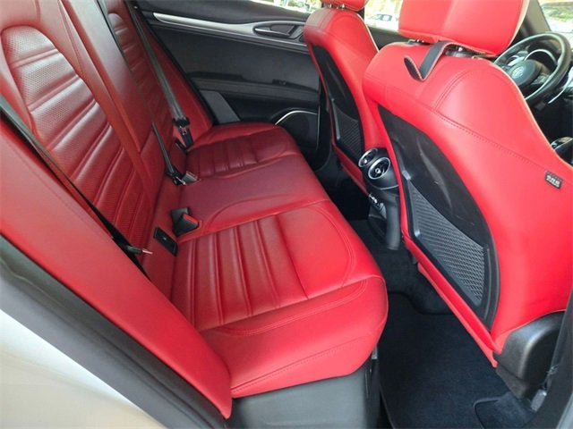 2022 Alfa Romeo Stelvio Veloce